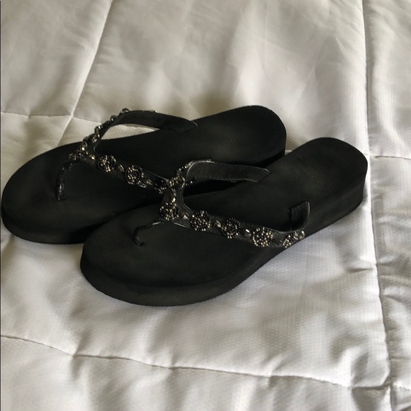 Shoes - Women’s Black Wedge Sandal, size 6-6.5